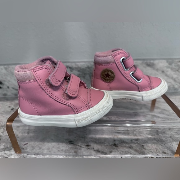 Converse Pink Chuck Taylor Leather All Star High Top Shoes Toddler Sz 4 - Picture 2 of 9